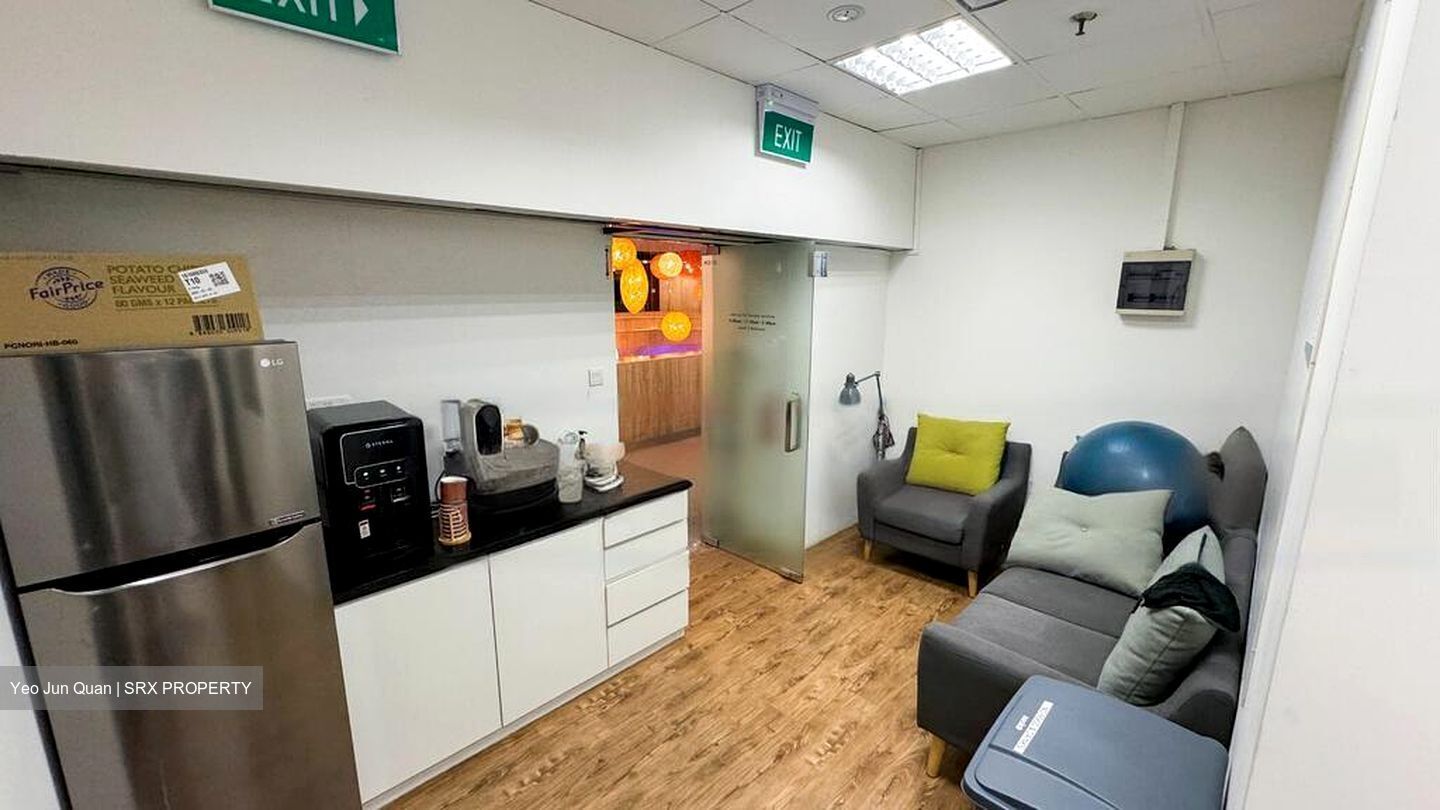 Furama City Centre Singapore (D1), Shop House #470269911